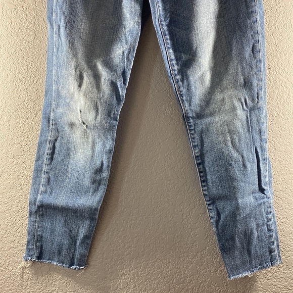 Gap True Skinny Mid Rise Distressed Jeans - Picture 4 of 9